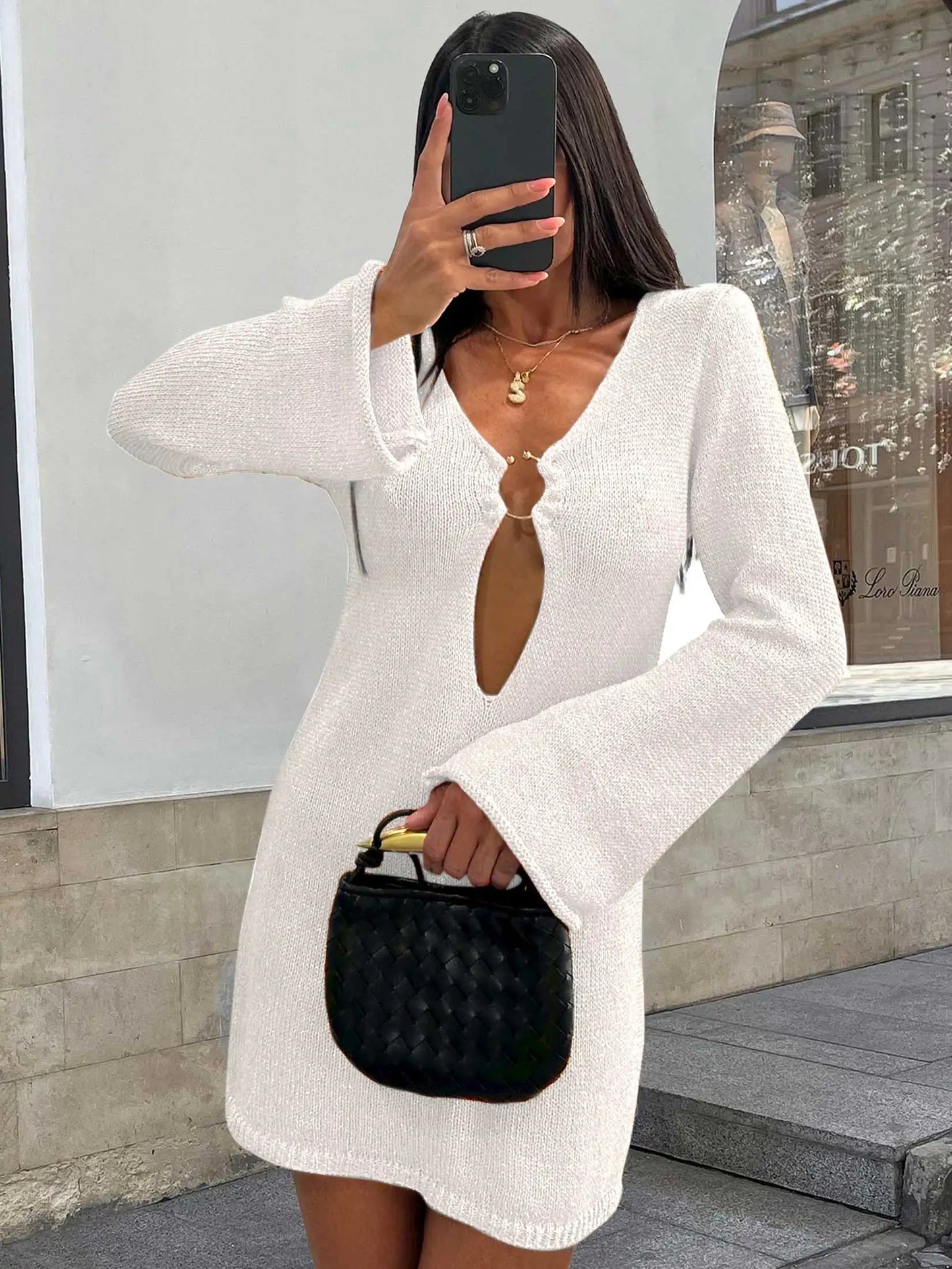 Short knit dress with V-neckline – wide sleeves, slim fit, autumn/winter